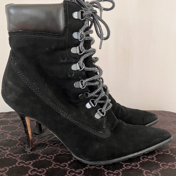 VINTAGE MANOLO BLAHNIK SUEDE BOOTIES - Picture 5 of 10